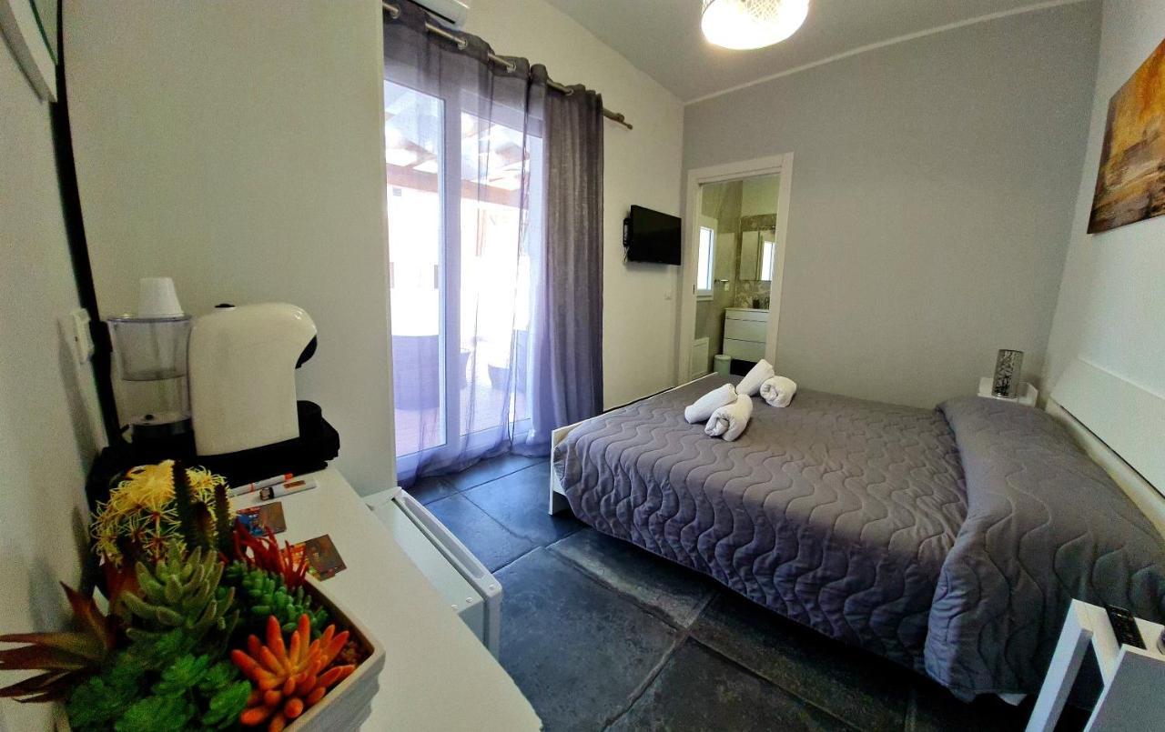 Scrusciu Home テッラジーニ エクステリア 写真